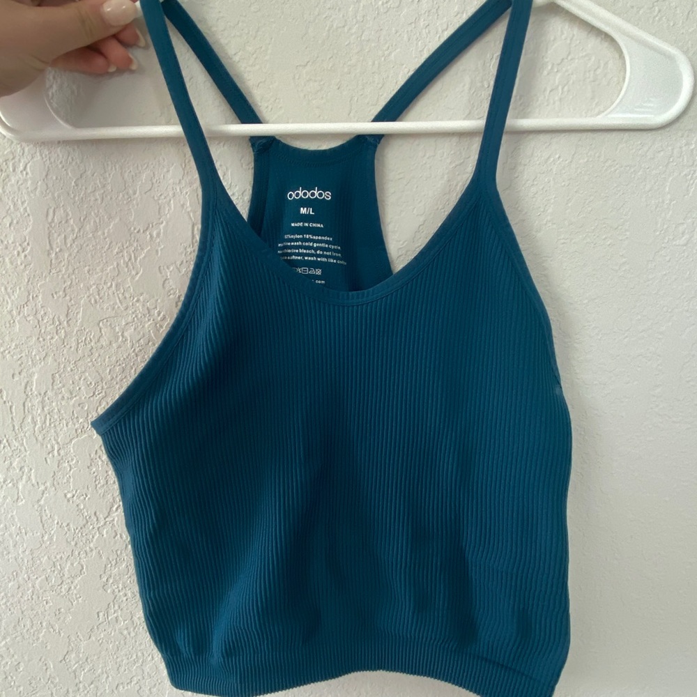 Cropped workout top. So cute!